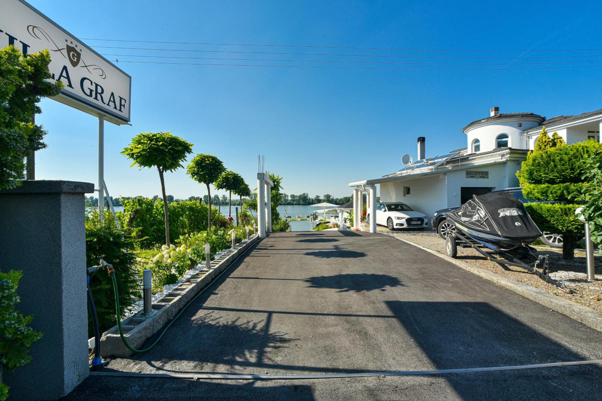 Apartments Villa Graf Смедерево Экстерьер фото