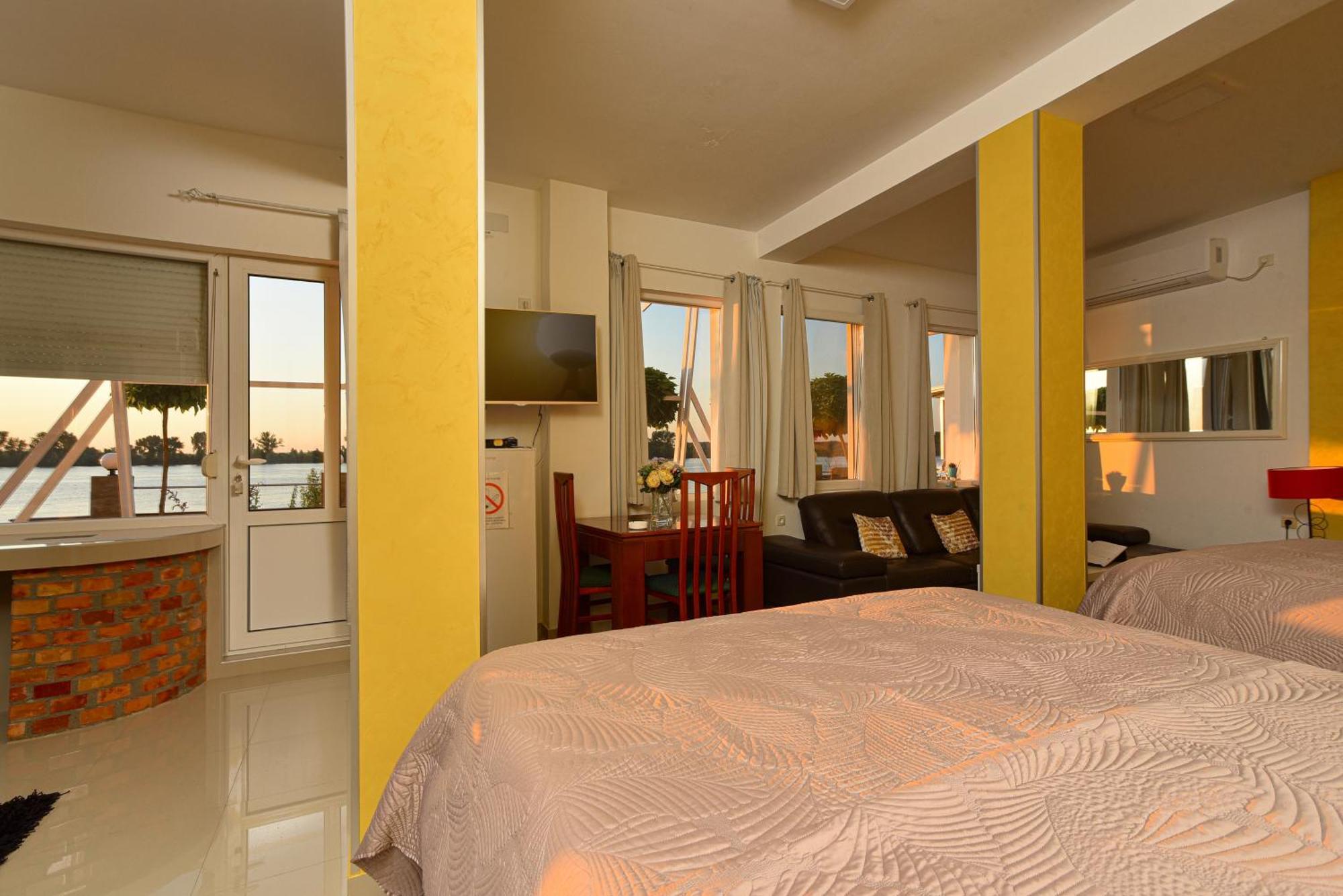 Apartments Villa Graf Смедерево Экстерьер фото